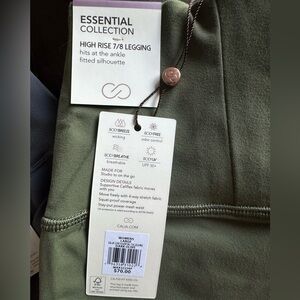 Essential collection Calia by Carrie Underwood.  High rise 7/8 legging